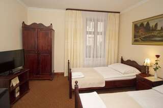 Отель Hotel Retman Торунь Двухместный номер с 2 отдельными кроватями-4